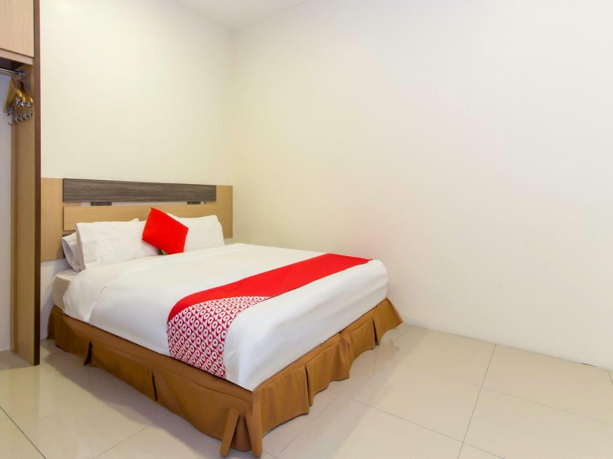 Hotel Oyo 776 Fame 2*