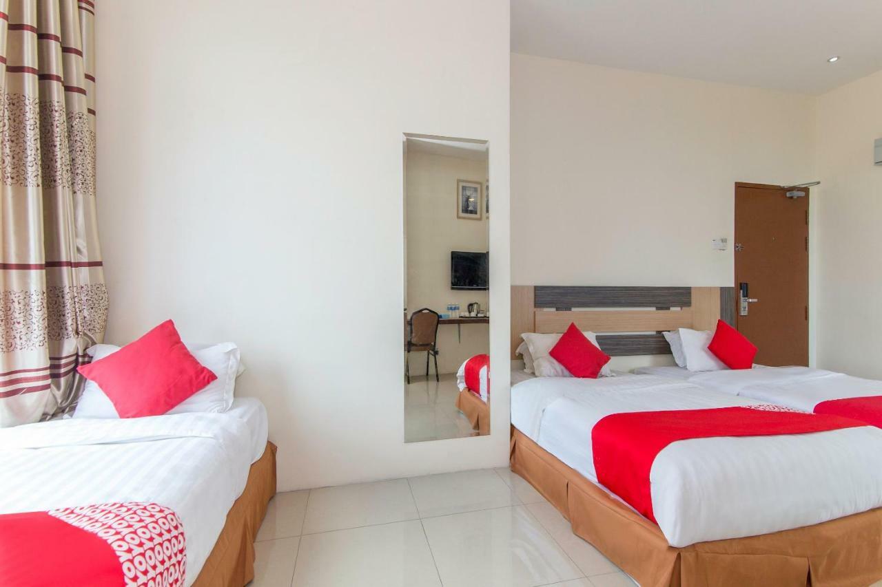Hotel Oyo 776 Fame 2*