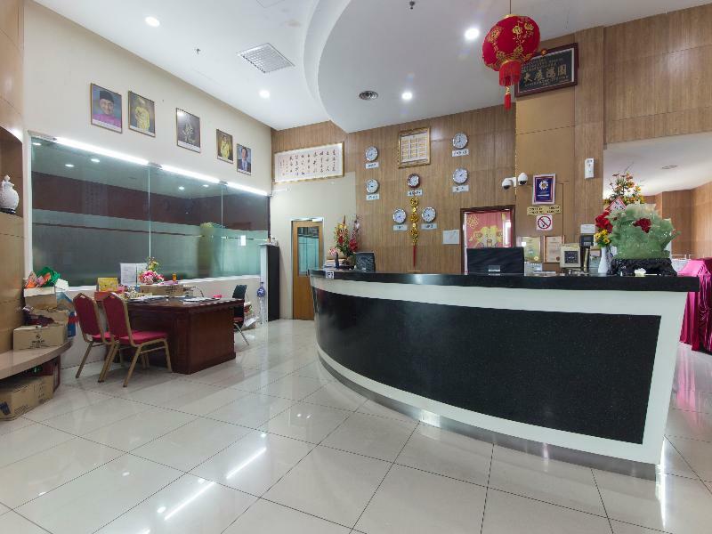 Hotel Oyo 776 Fame 2*