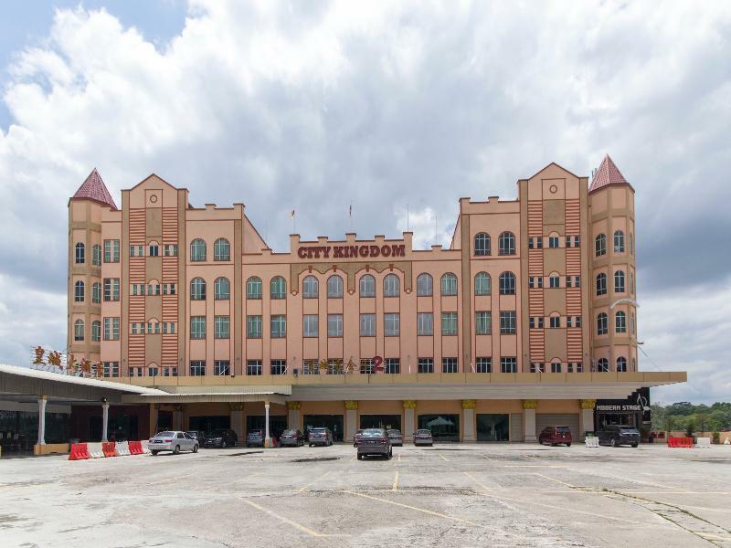 Oyo 776 Fame Hotel Seremban