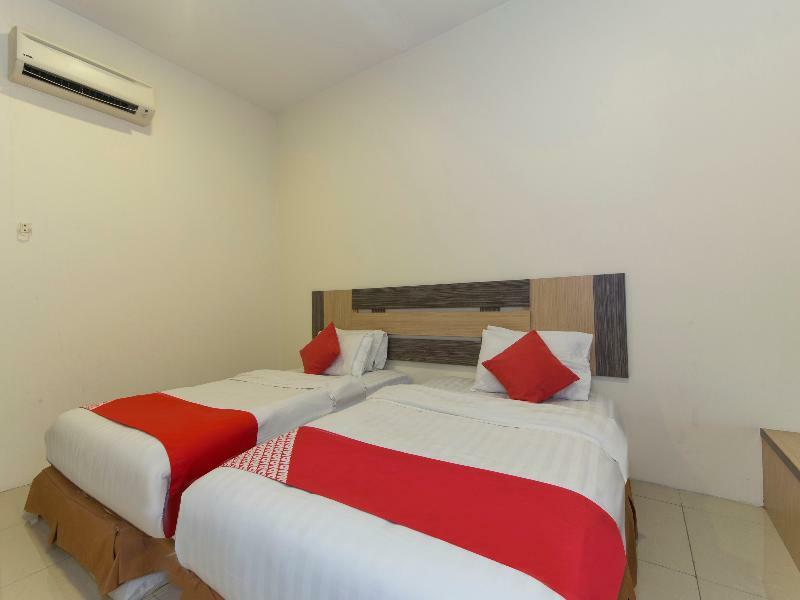 Hotel Oyo 776 Fame 2*